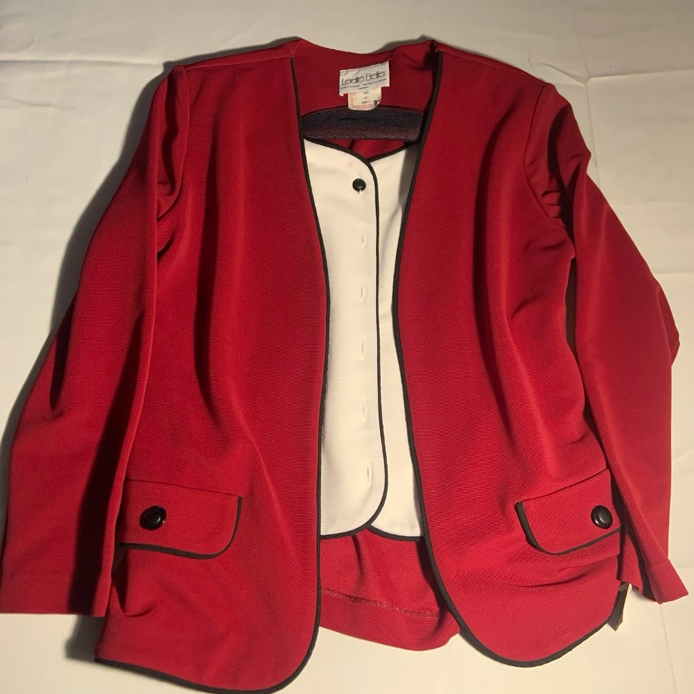 Leslie Belle Vintage Red Women's Open Blazer Jacket with Black Piping
